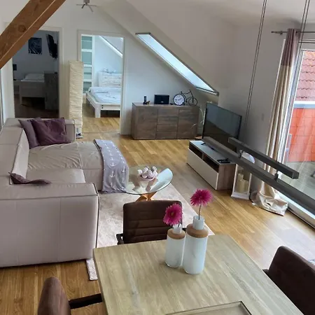 아파트 Landgut Mit Dachterrasse By Interhome Upleward