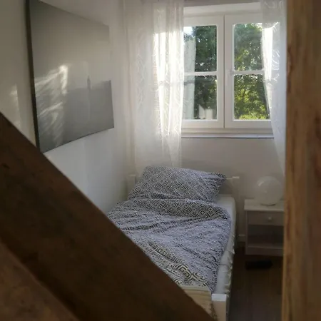 아파트 Landgut Mit Dachterrasse By Interhome Upleward